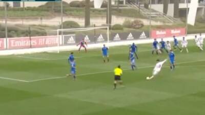 Es su último golazo: tiene 18 años, lo comparan con Reguilón y su zurda brilla en La Fábrica - en.as.com - Madrid
