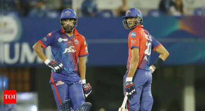 Rishabh Pant - IPL 2022: DC's Lalit Yadav thinks Axar Patel knows how to get best out of him - timesofindia.indiatimes.com - India -  Delhi