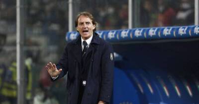 Soccer-Italy boss Mancini keen to stay despite missing out on World Cup