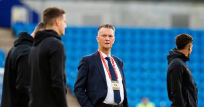 Soccer-Van Gaal warns Ten Hag against joining 'commercial club' Manchester United