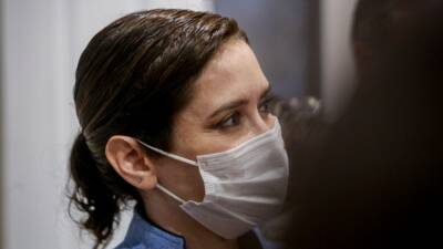 Nuevo revés al hermano de Ayuso: la Fiscalía europea entrará en el caso de las mascarillas - en.as.com - Madrid