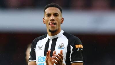 Newcastle's Hayden fined for criticising referee