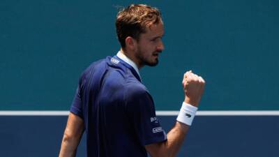 Daniil Medvedev one win from regaining world No.1 spot from Novak Djokovic after beating Jenson Brooksby at Miami Open