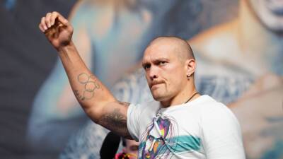 Heavyweight champ Oleksandr Usyk insists he has ‘no fear’ after joining Ukraine’s military