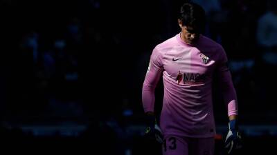 Lucas Ocampos - Bono, el portero total - en.as.com - Madrid - Santander