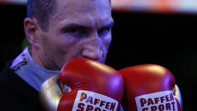 Boxing-Klitschko praises sports bodies for sanctions against Russia, Belarus