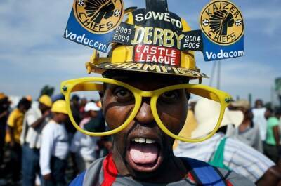 Slow death of Soweto Derby still massive, but 'DStv cannot replicate the crowd!' - Tinkler