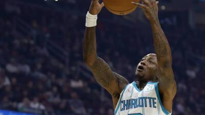 Terry Rozier's 29 points lead Hornets over stumbling Cavaliers