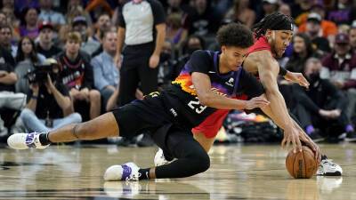 Suns rebound without Devin Booker, Chris Paul to rout Trail Blazers