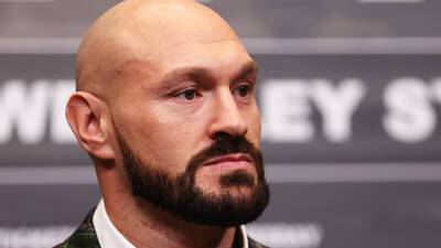 Tyson Fury backs Ukrainian boxers who joined fight: 'Keep fighting boys, never surrender'