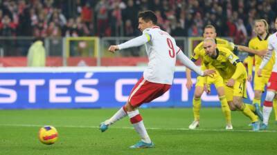 Robert Lewandowski - Piotr Zielinski - Wojciech Szczesny - Poland come good to beat Swedes and claim finals spot - rte.ie - Sweden - Qatar - Poland