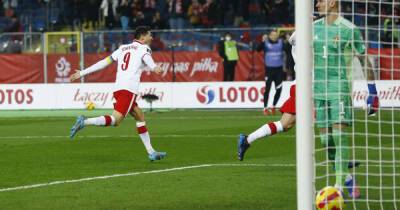 Robert Lewandowski - Pritha Sarkar - Piotr Zielinski - Wojciech Szczesny - Soccer-Poland beat Sweden 2-0 to secure place in World Cup finals - msn.com - Sweden - Qatar - Poland