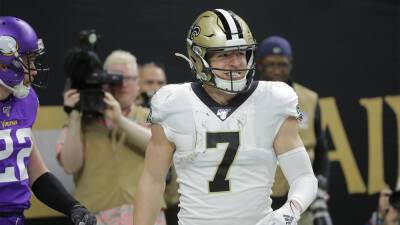 Sean Payton - Saints' Taysom Hill to be used as a tight end, spelling likely end for QB experiment - foxnews.com - Usa - Florida - state Minnesota - county Allen -  New Orleans - county Hill - county Palm Beach