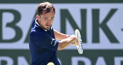 Tennis-Medvedev one win from reclaiming world number one spot at Miami Open