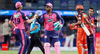 Aiden Markram - Nicholas Pooran - Trent Boult - Abdul Samad - IPL 2022, Sunrisers Hyderabad vs Rajasthan Royals: Sanju Samson blitz singes prodigal Sunrisers Hyderabad - timesofindia.indiatimes.com - Washington - county Kane -  Pune -  Hyderabad -  Sanju