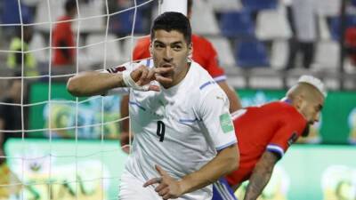 Lionel Messi - Luis Suarez - Andrew Downie - Diego Alonso - Peter Rutherford - Federico Valverde - Suarez moves ahead of Messi with 29th World Cup qualifying goal - channelnewsasia.com - Brazil - Usa - Argentina - London -  Santiago - Chile - Ecuador - Uruguay
