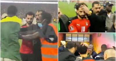 Mohamed Salah - Sadio Mane - Shocking footage of Senegal fans 'trying to attack' Mohamed Salah as he left the pitch - msn.com - Qatar - Egypt - Senegal -  Dakar
