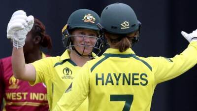 Beth Mooney - Alyssa Healy - Rachael Haynes - West Indies - Women's World Cup: Australia dismantle West Indies in semi-final - bbc.com - Australia - South Africa - India -  Wellington