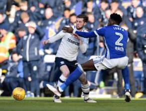 Ryan Lowe - Cameron Archer - Emil Riis - Tom Barkhuizen - Opinion: Why Cardiff City could weigh up transfer swoop for 28-year-old Preston North End man - msn.com - Jordan -  Cardiff