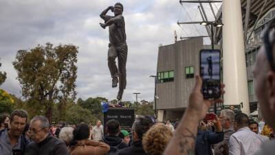 Fans of Shane Warne share their memories of the cricket great at his MCG memorial