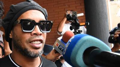 Ronaldinho: "Si pitas a Messi, el mejor, no te queda nada más"