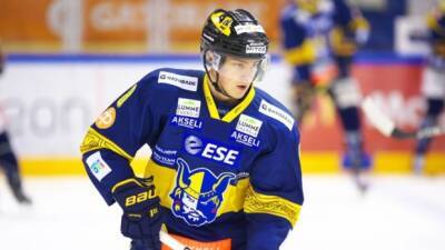 Maple Leafs sign D Kokkonen to 3-year ELC - tsn.ca - Finland