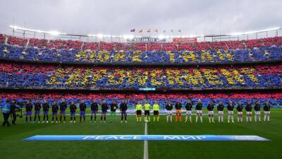 Barcelona beat Real Madrid in front of world record crowd of 91,533 to reach Women's Champions League semi-finals