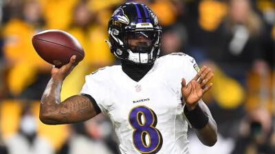 Ravens' Lamar Jackson says he loves team, rips ‘false narrative’ about him leaving Baltimore