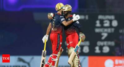 Yuzvendra Chahal - IPL 2022: Dinesh Karthik close to being as ice cool as MS Dhoni, says RCB skipper Faf du Plessis - timesofindia.indiatimes.com -  Kolkata -  Bangalore