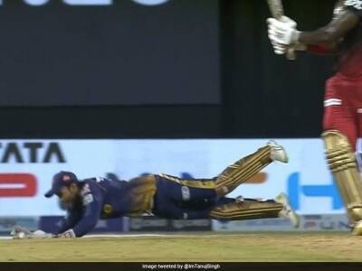 Watch: KKR's Sheldon Jackson Takes A One-Handed Blinder To Dismiss RCB's Sherfane Rutherford In IPL 2022