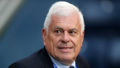 On this day in 2003: Peter Ridsdale resigns as chairman of debt-ridden Leeds