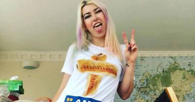Will Smith - Greggs superfan who scoffed 'more than 10,000 sausage rolls' plans to eat one in each of its 2,078 UK bakeries - manchestereveningnews.co.uk - Britain - Manchester -  Newcastle