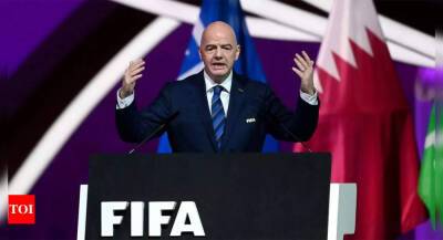 Gianni Infantino - FIFA heads for record seven billion dollar revenues - timesofindia.indiatimes.com - Russia - Qatar - France