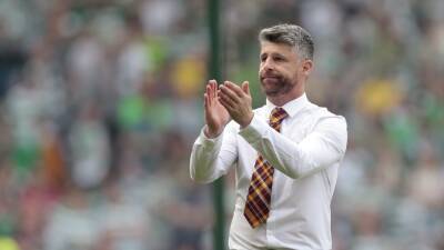 St Mirren manager Stephen Robinson calls for calm heads in Motherwell clash