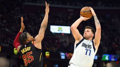 Luka Doncic - Kevin Love - Three Things to Know: Mavericks win, move past Warriors into No. 3 seed in West - nbcsports.com - county Dallas - county Maverick