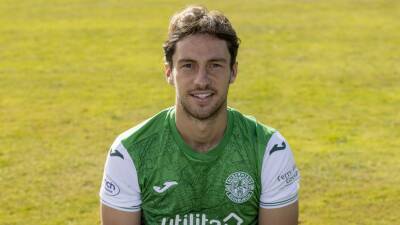 Joe Newell ‘thrilled’ with latest Hibernian contract extension