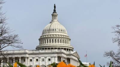 Federal legislation would create commission to evaluate gender equity in NCAA - espn.com - New York - state California - state New Jersey