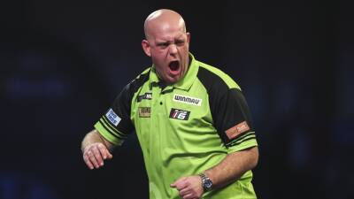 Michael Van-Gerwen - Peter Wright - Michael Smith - Jonny Clayton - Michael Van Gerwen routs Peter Wright in final after finding Premier League form - bt.com - county Wright -  Exeter