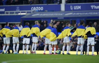 Everton suspend sponsorship agreements with Russian billionaire Usmanov