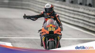 Hasil FP1 MotoGP Qatar: Brad Binder Tercepat, Bagnaia Crash