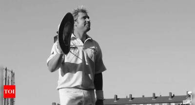 Shane Warne - Mike Gatting - Shane Warne's top 3 moments in international cricket - timesofindia.indiatimes.com - Manchester - Australia - South Africa - Thailand