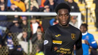 ‘I just want to stay here’ – Stephane Omeonga loving life at in-form Livingston