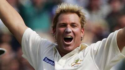 Shane Warne: Cricket pays tribute after death of its 'greatest showman'