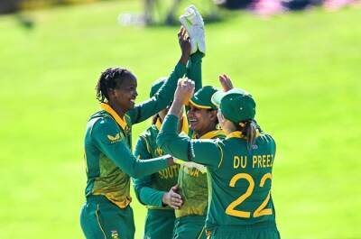 Flawless Khaka fires Proteas to victory in World Cup opener