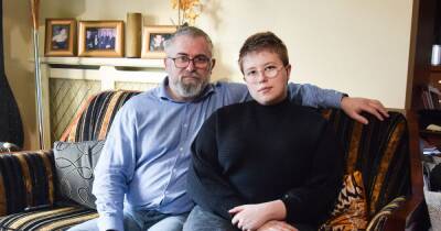 Dad's terror that he and daughter, 16, will soon be homeless - weeks after amputation - manchestereveningnews.co.uk