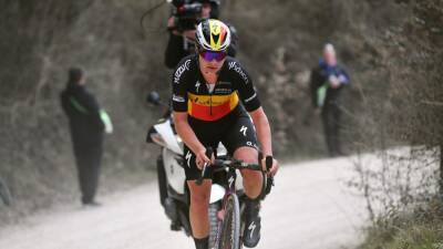 Lotte Kopecky - Supreme Lotte Kopecky sprints to brilliant Strade Bianche Donne victory ahead of Annemiek van Vleuten - eurosport.com - Belgium