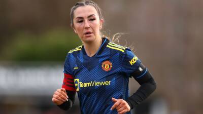 Katie Zelem at the double as Manchester United thump Leicester
