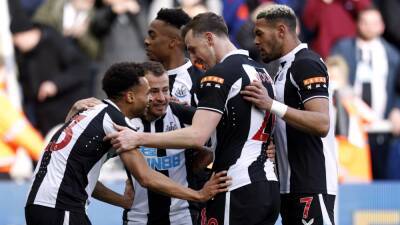 Resurgent Newcastle hold on for Brighton victory