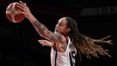 Brittney Griner - Courtney Vandersloot - WNBA's Brittney Griner arrested on drug charges in Russia, could face up to 10 years in prison - cbc.ca - Russia - Ukraine - Usa -  Moscow -  Chicago