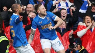 Rangers 1-0 Aberdeen: Ibrox side level with leaders Celtic after Kemar Roofe winner